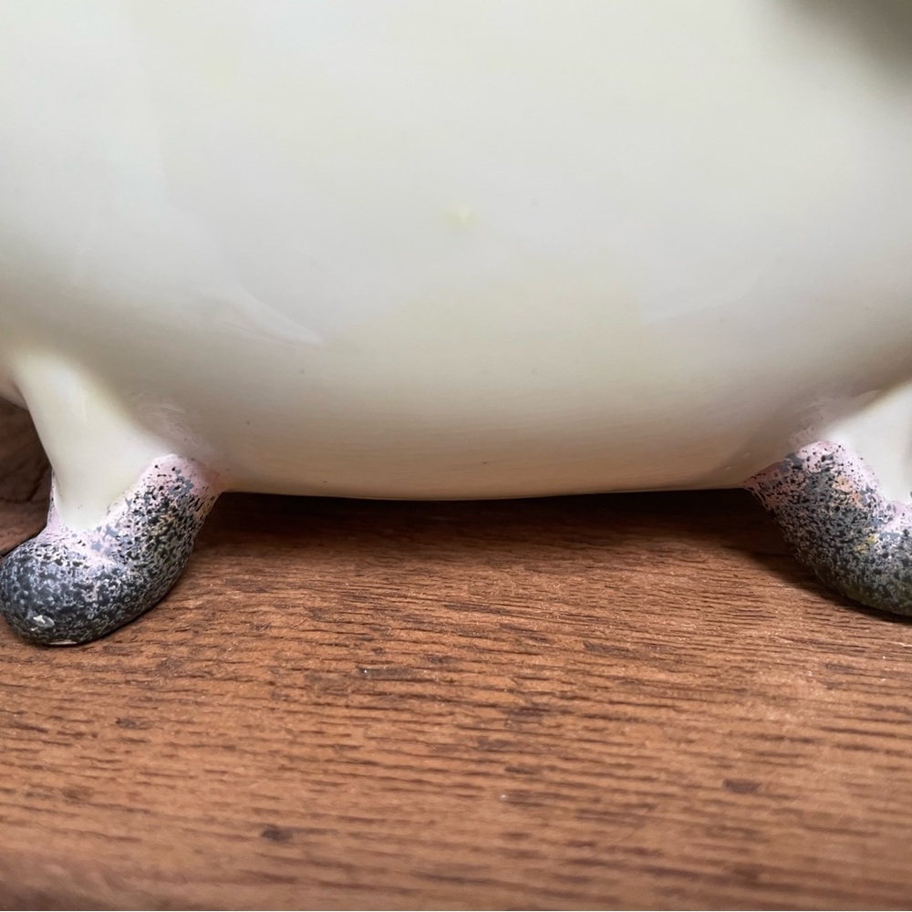 Ceramic Rubber Ducky in Tub - Picture 5 of 9
